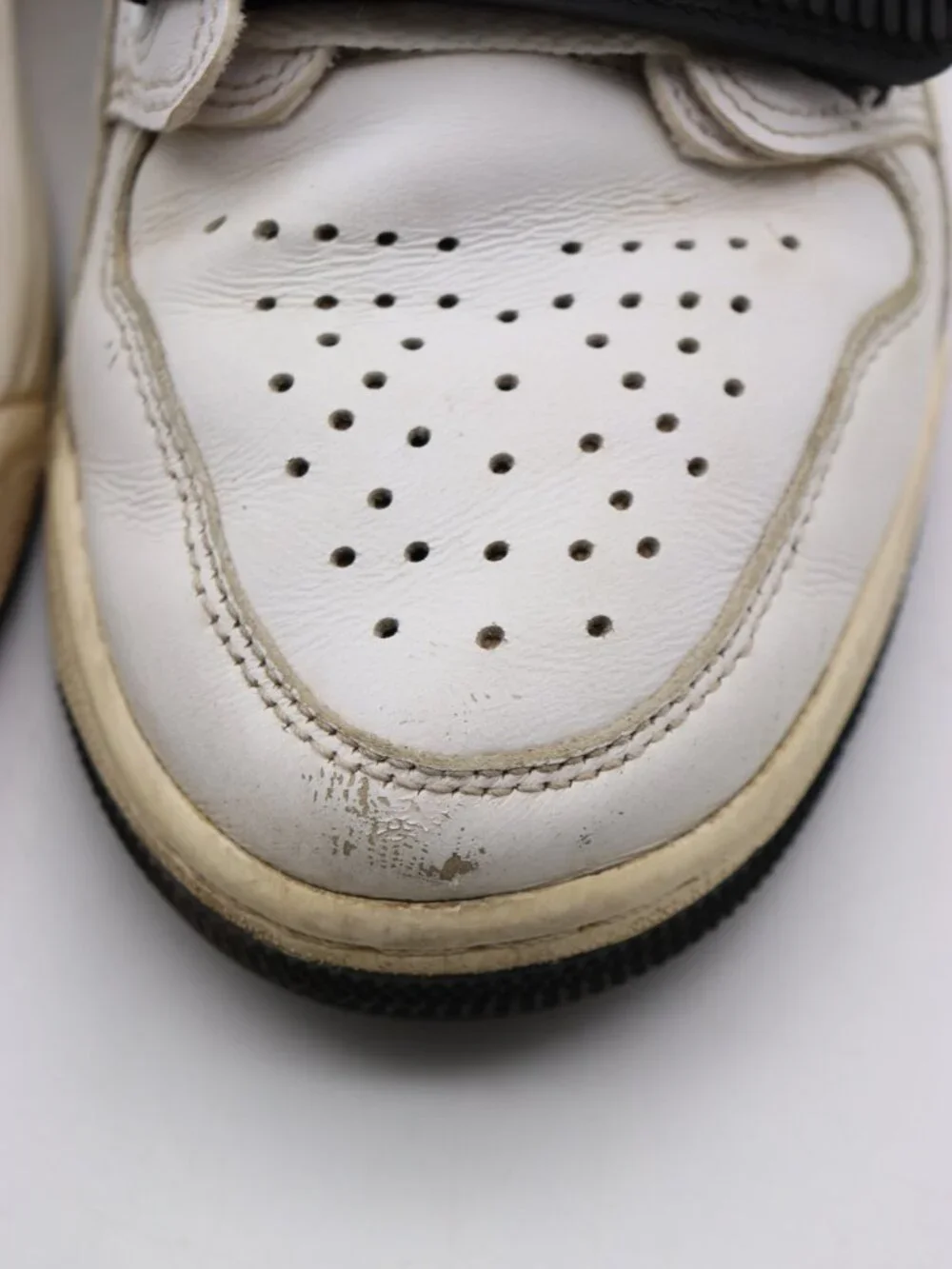 Nike Air Jordan Legacy 312 Men's Size 7 Low White Black Elephant CD7069-110